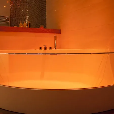 公寓 Corte Antica Con Splendida Jacuzzi 贝拉焦